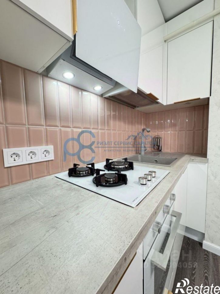 2-комн квартира Саловская улица, 10,  д. 10