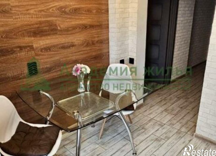 2-комн квартира ул им Ломоносова М.В., 3,  д. 3