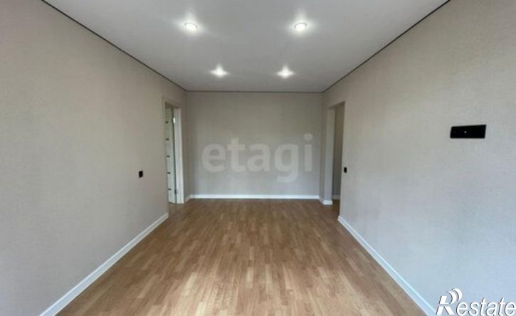 3-комн квартира улица Благодарова, 1,  д. 1