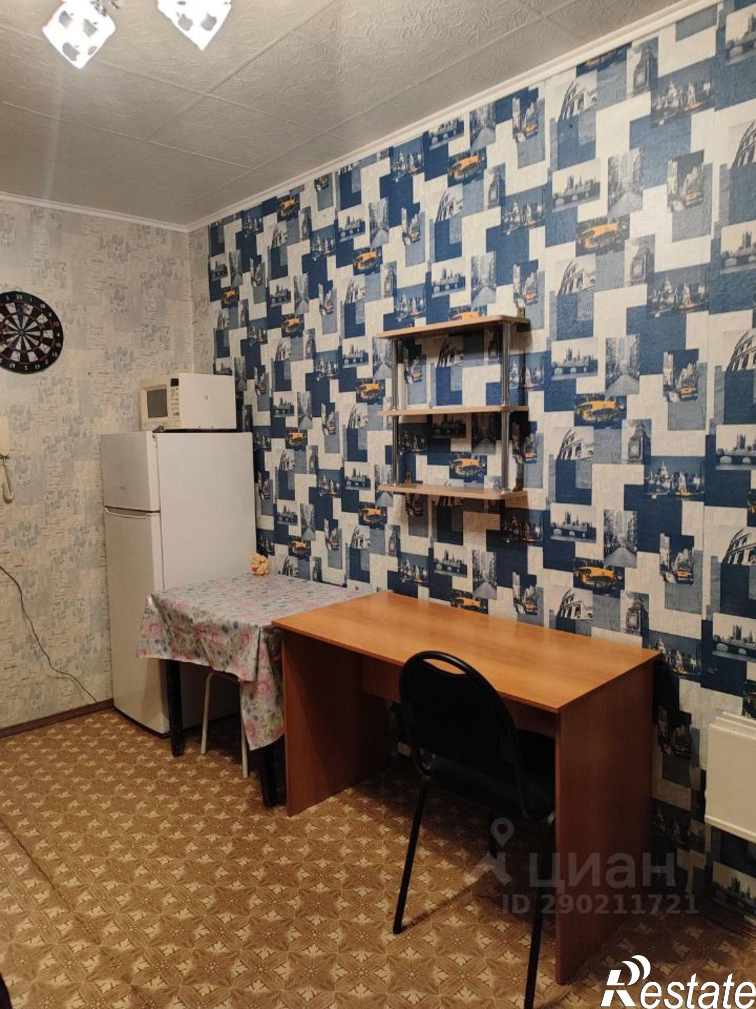 Сдать комнату за 8 500 рублей на Белоглинская улица, 84/86