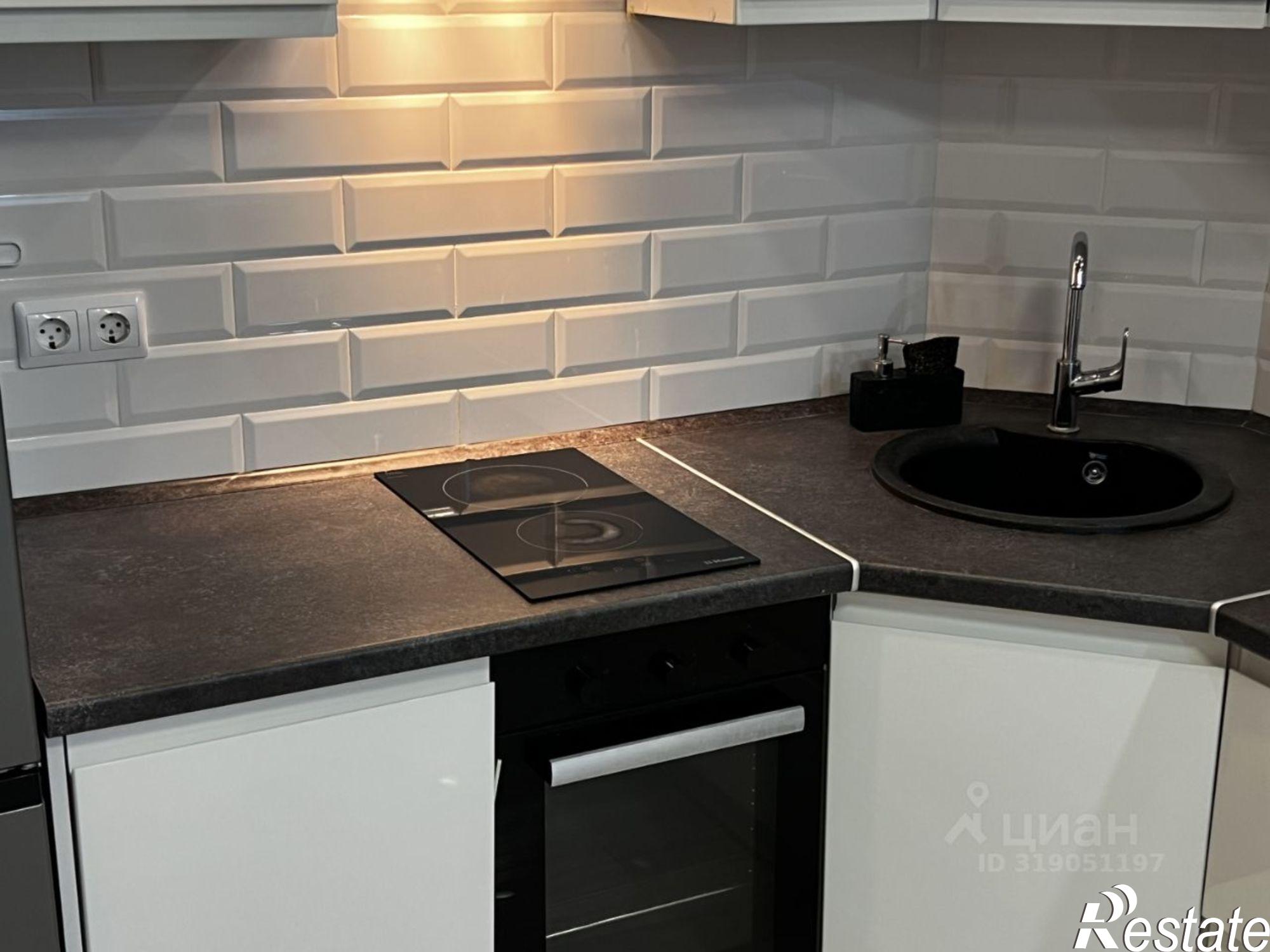 Сдать квартиру за 47 000 рублей на 4-й Волжский проезд, 20