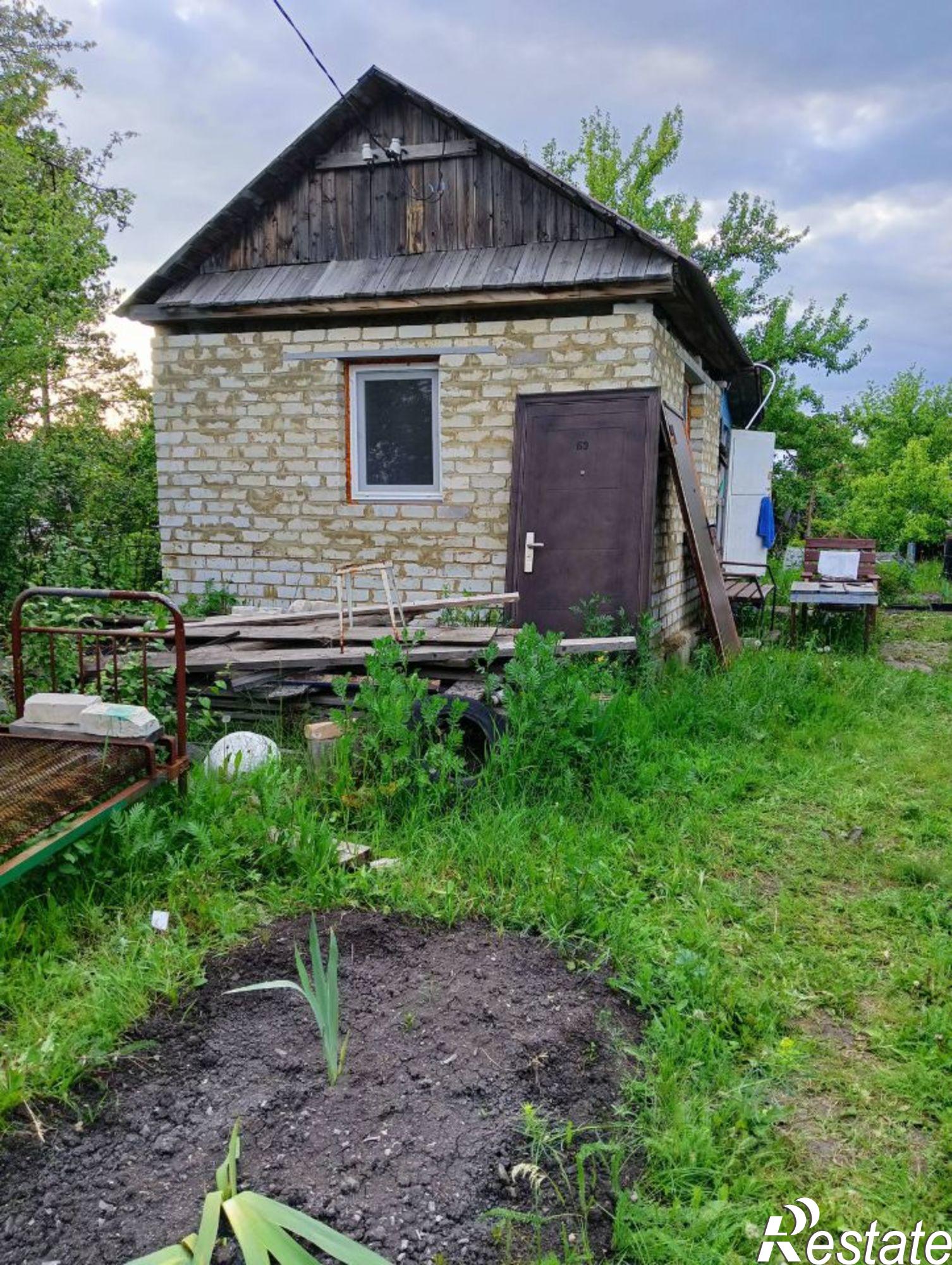 Купить дачу, дом, коттедж за 800 000 рублей на Верхняя Подлесная улица