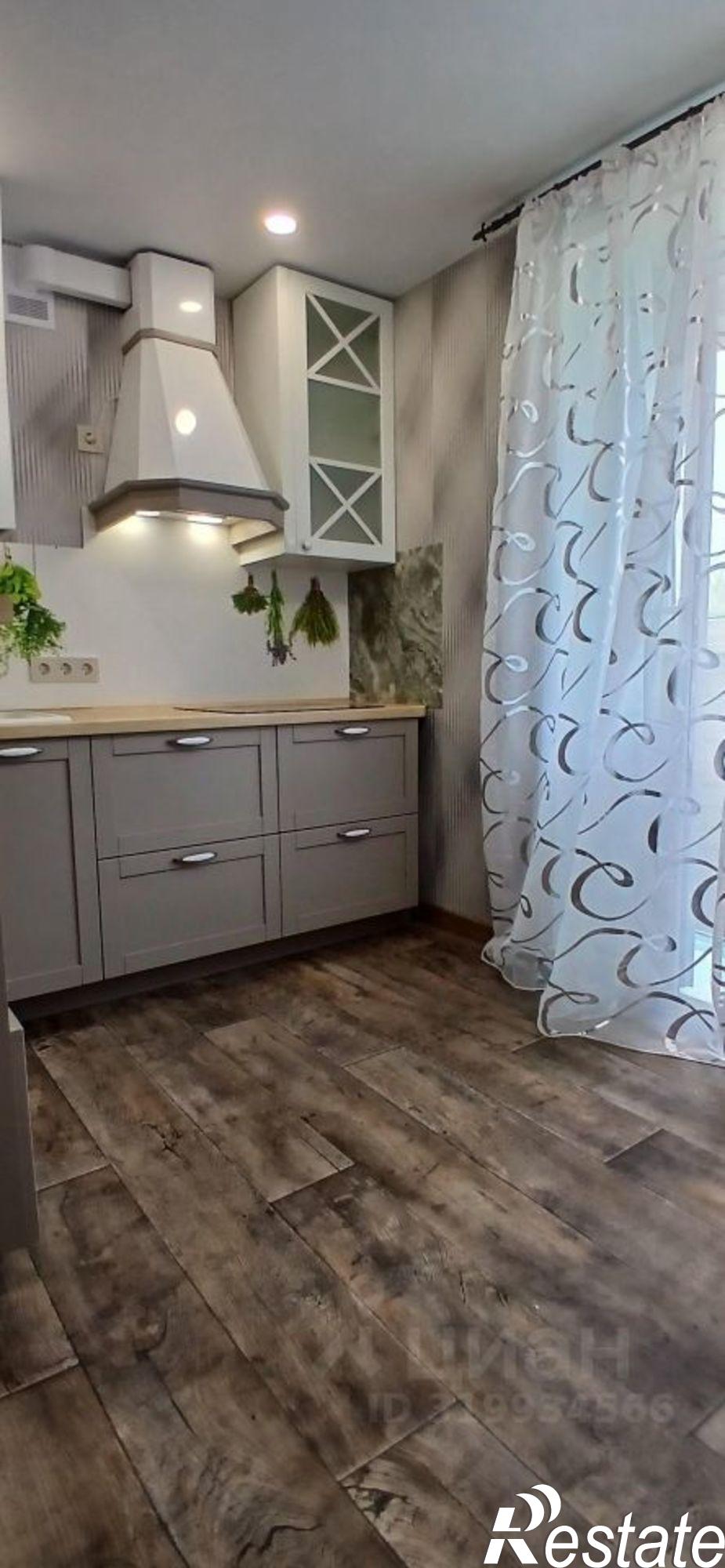 Сдать квартиру за 24 000 рублей на ул им Николая Чихарева, 10В