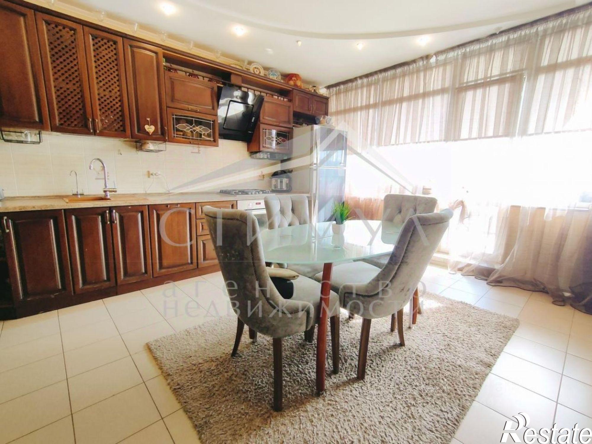 Купить квартиру за 33 000 000 рублей на Провиантская улица, 26/28