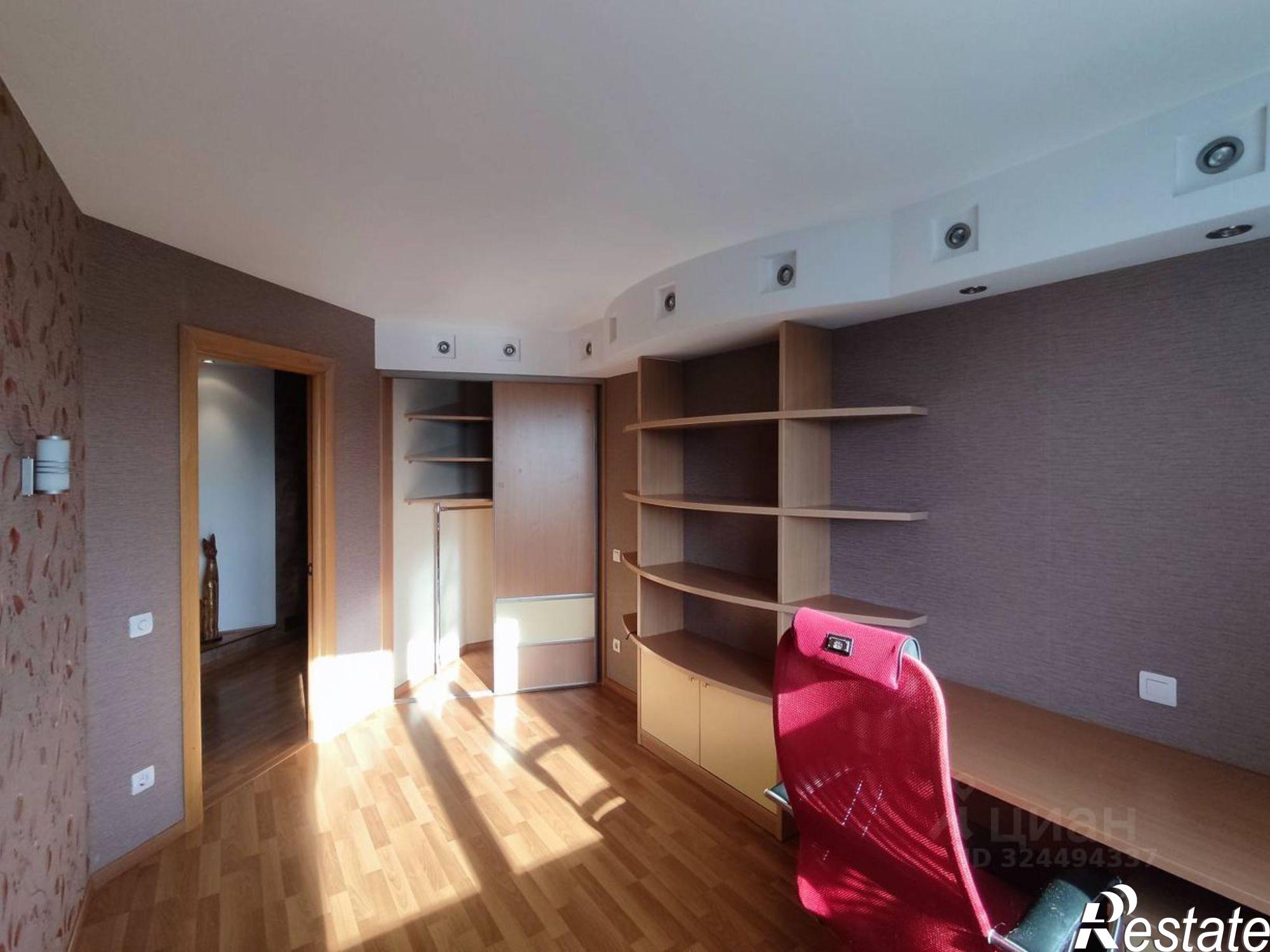 Купить квартиру за 8 200 000 рублей на ул Кавказская, 4А