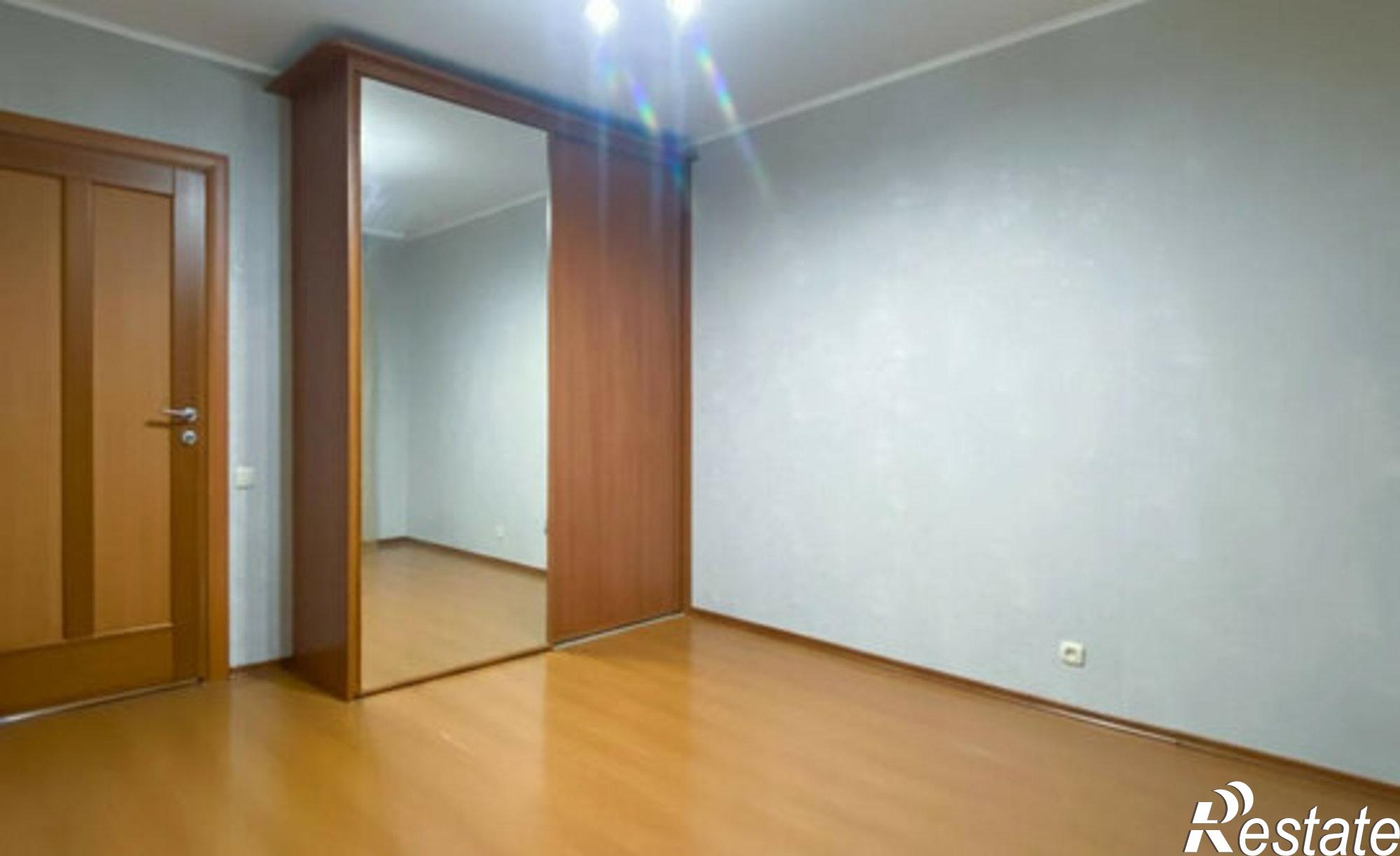 Купить квартиру за 5 750 000 рублей на пр-кт им 50 лет Октября, 17