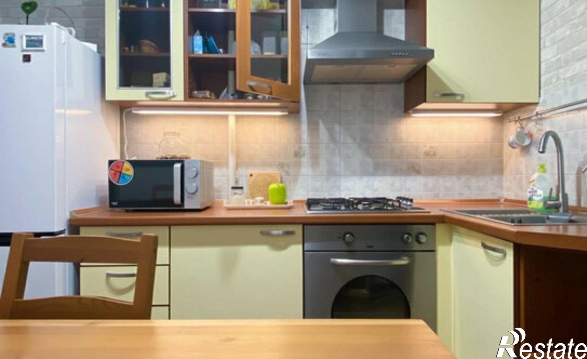 Купить квартиру за 5 750 000 рублей на пр-кт им 50 лет Октября, 17