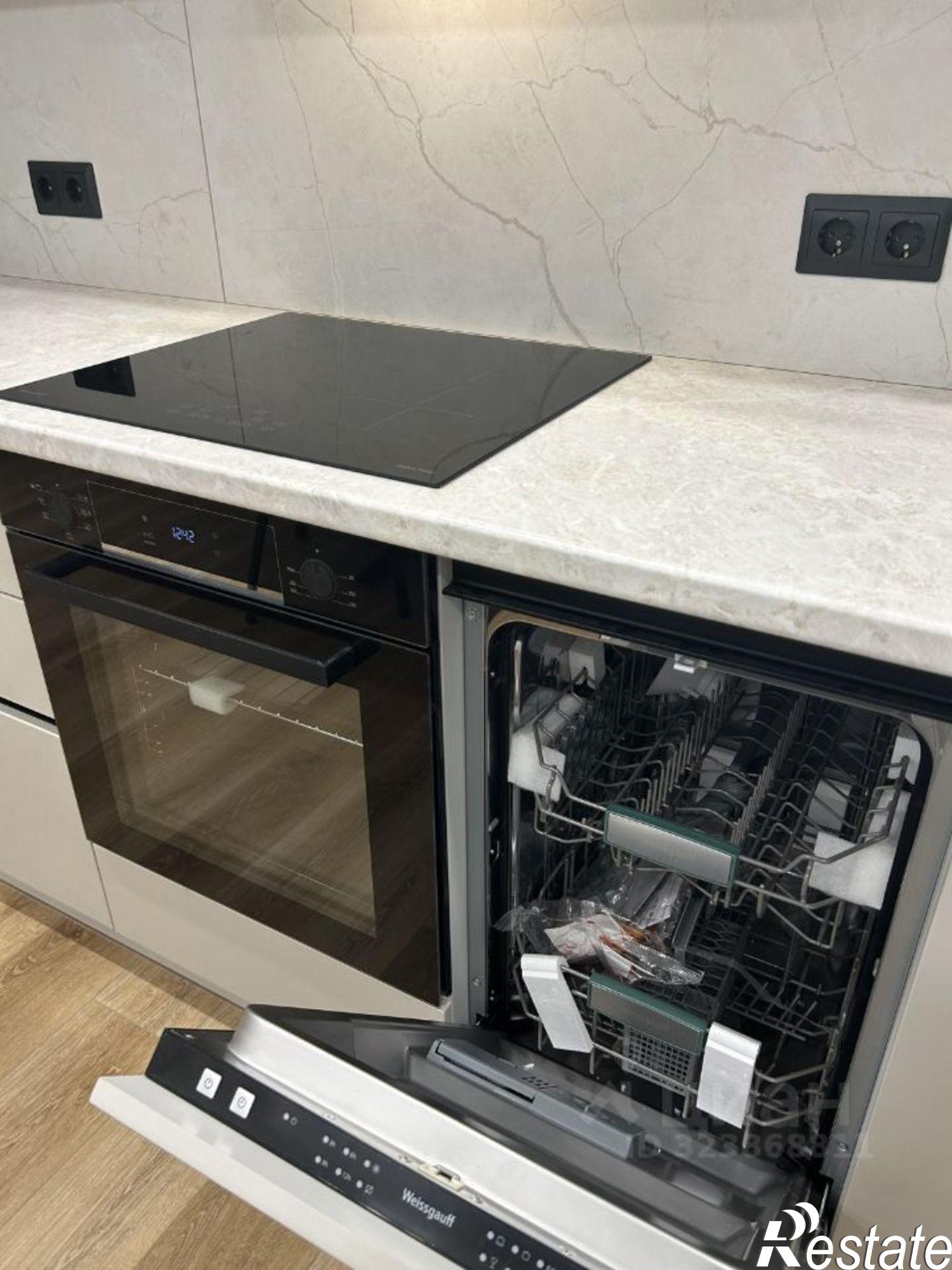 Купить квартиру за 7 390 000 рублей на ул им Лисина С.П., 5