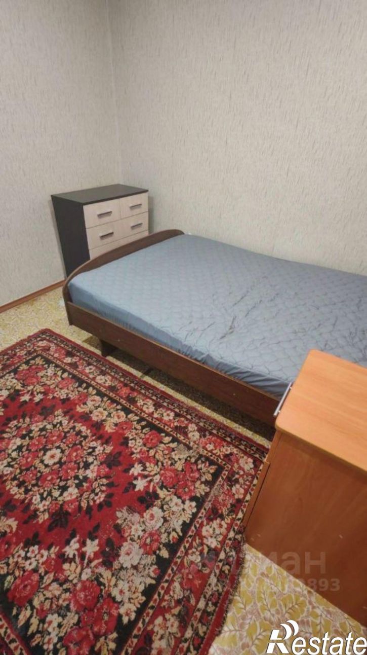 2-комн квартира Лунная улица, 27,  д. 27