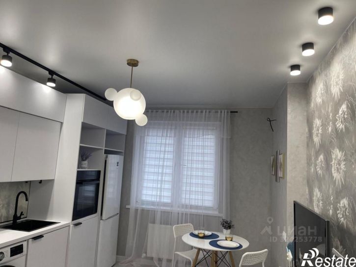 1-комн квартира пр-кт Героев Отечества, 4А,  д. 4А