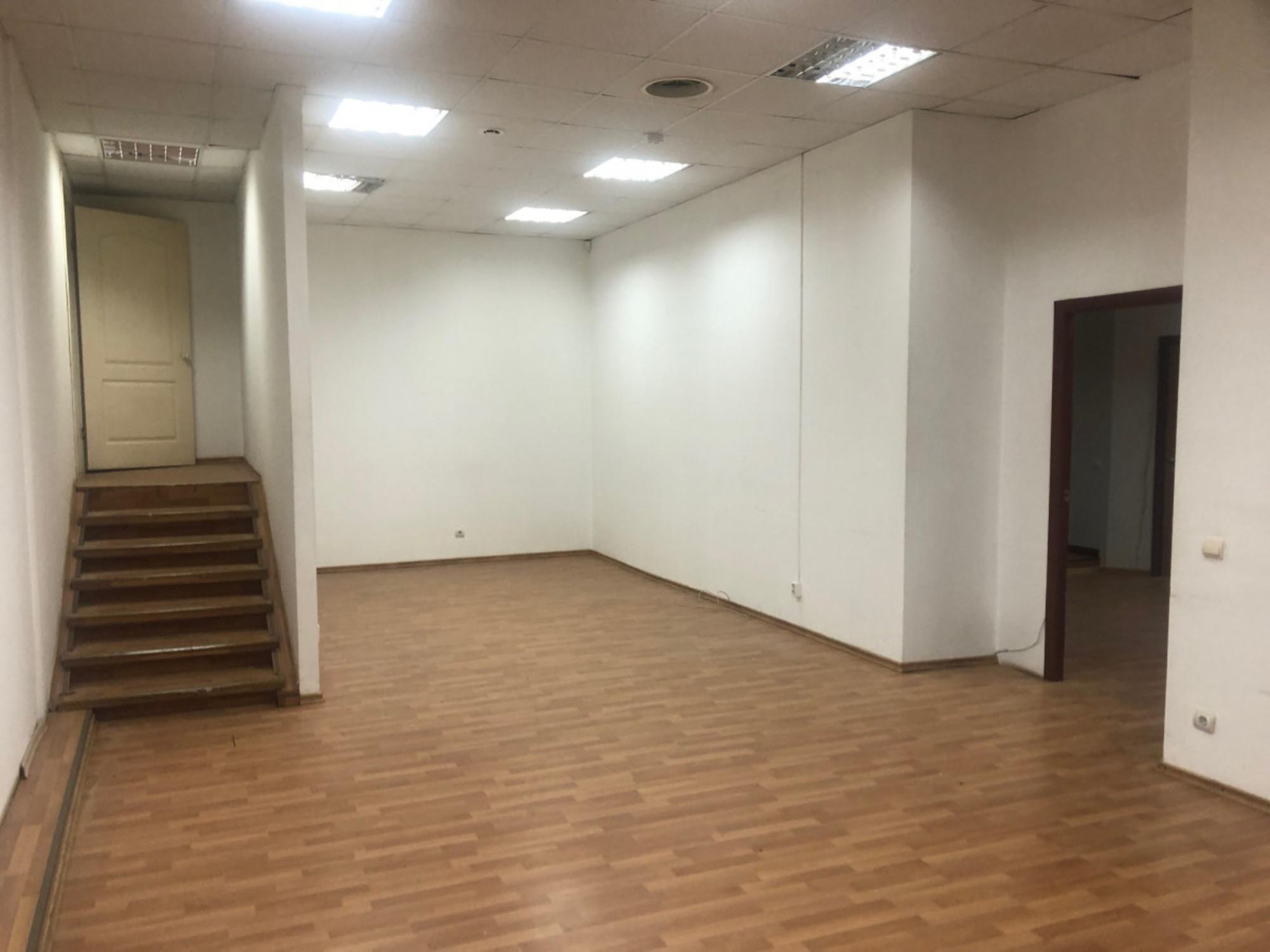 Сдать офис, помещение под офис за 130 000 рублей на Московская, 37