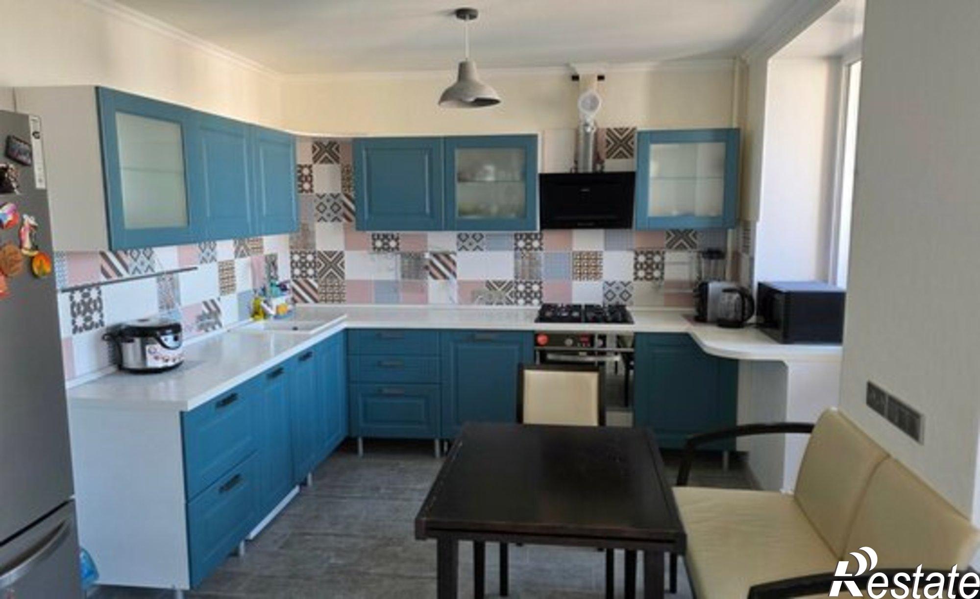 Купить квартиру за 8 000 000 рублей на улица имени Академика Семёнова Н. Н., 13