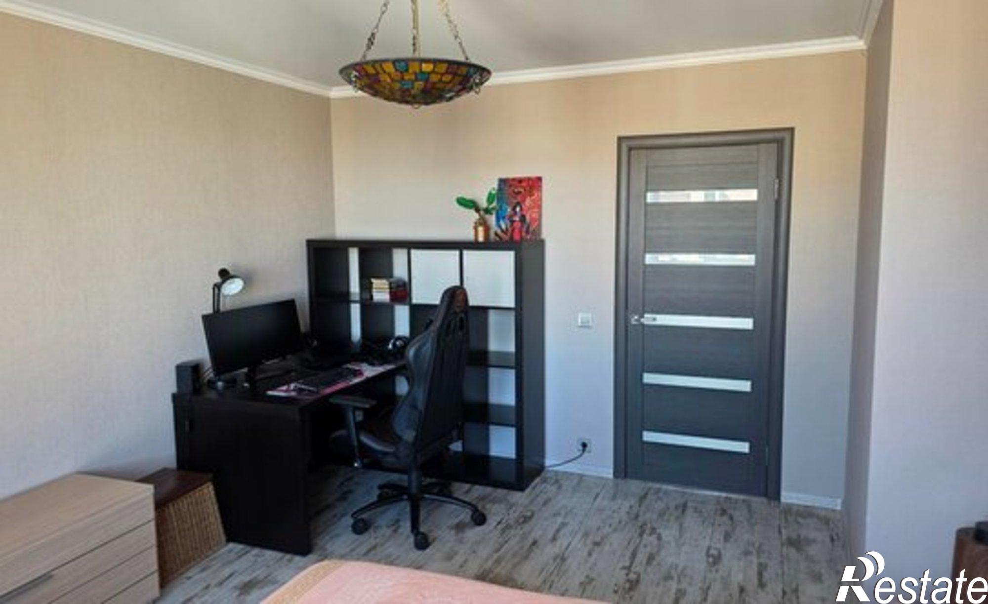 Купить квартиру за 8 000 000 рублей на улица имени Академика Семёнова Н. Н., 13