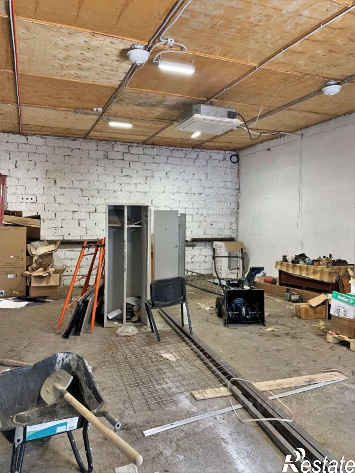 Сдать складское помещение за 109 993 рублей на ул Елшанская, 5А