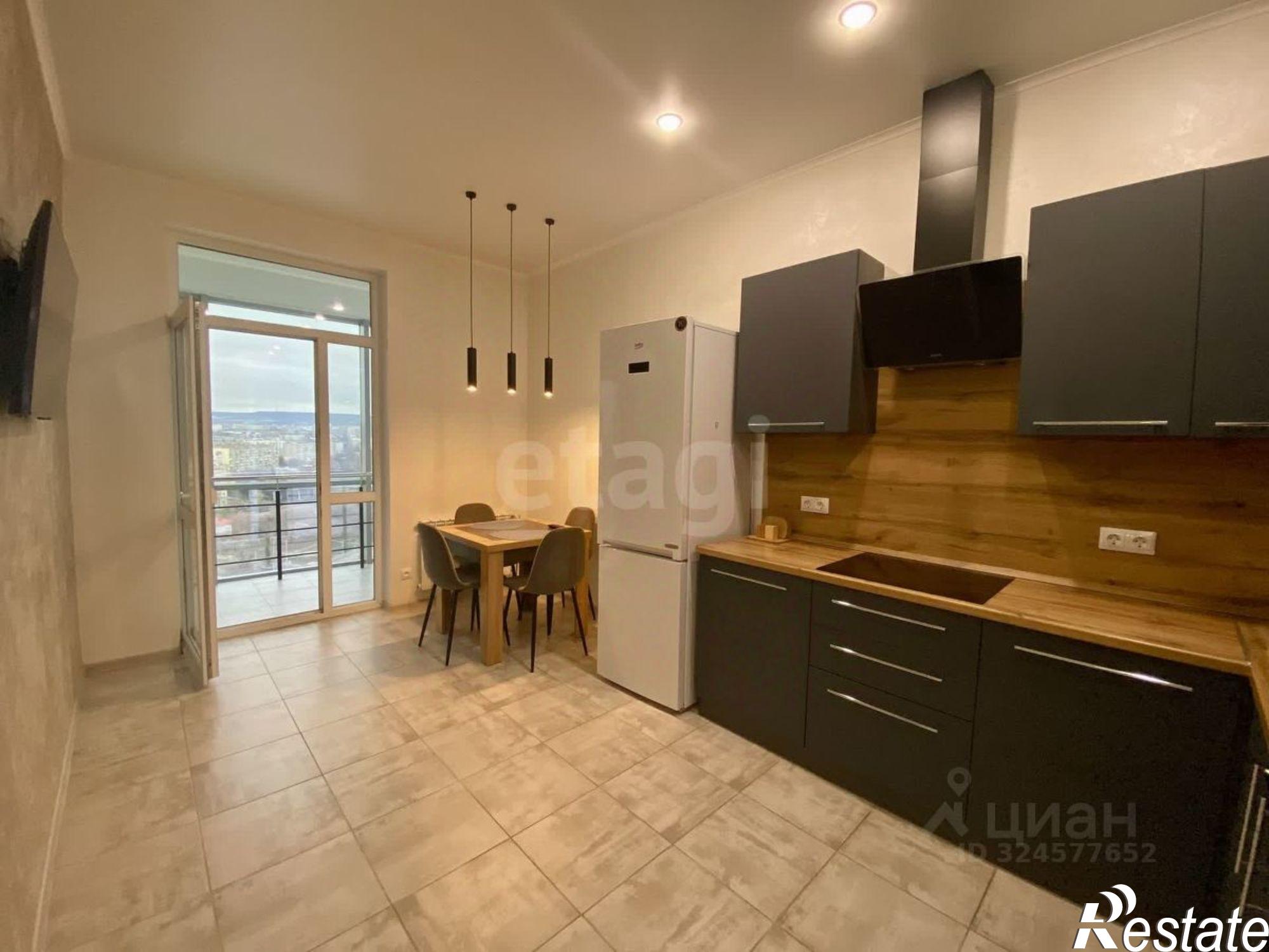 Купить квартиру за 10 900 000 рублей на Славянская пл, 2