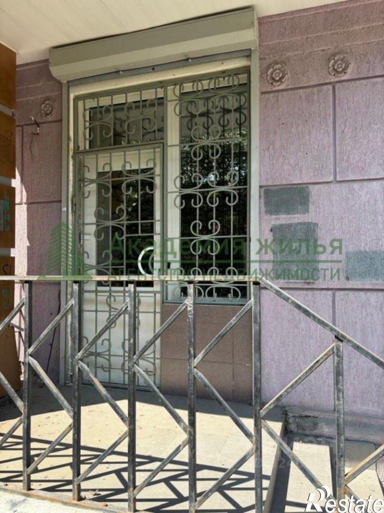 Купить офис, помещение под офис за 3 700 040 рублей на Рабочая улица, 10