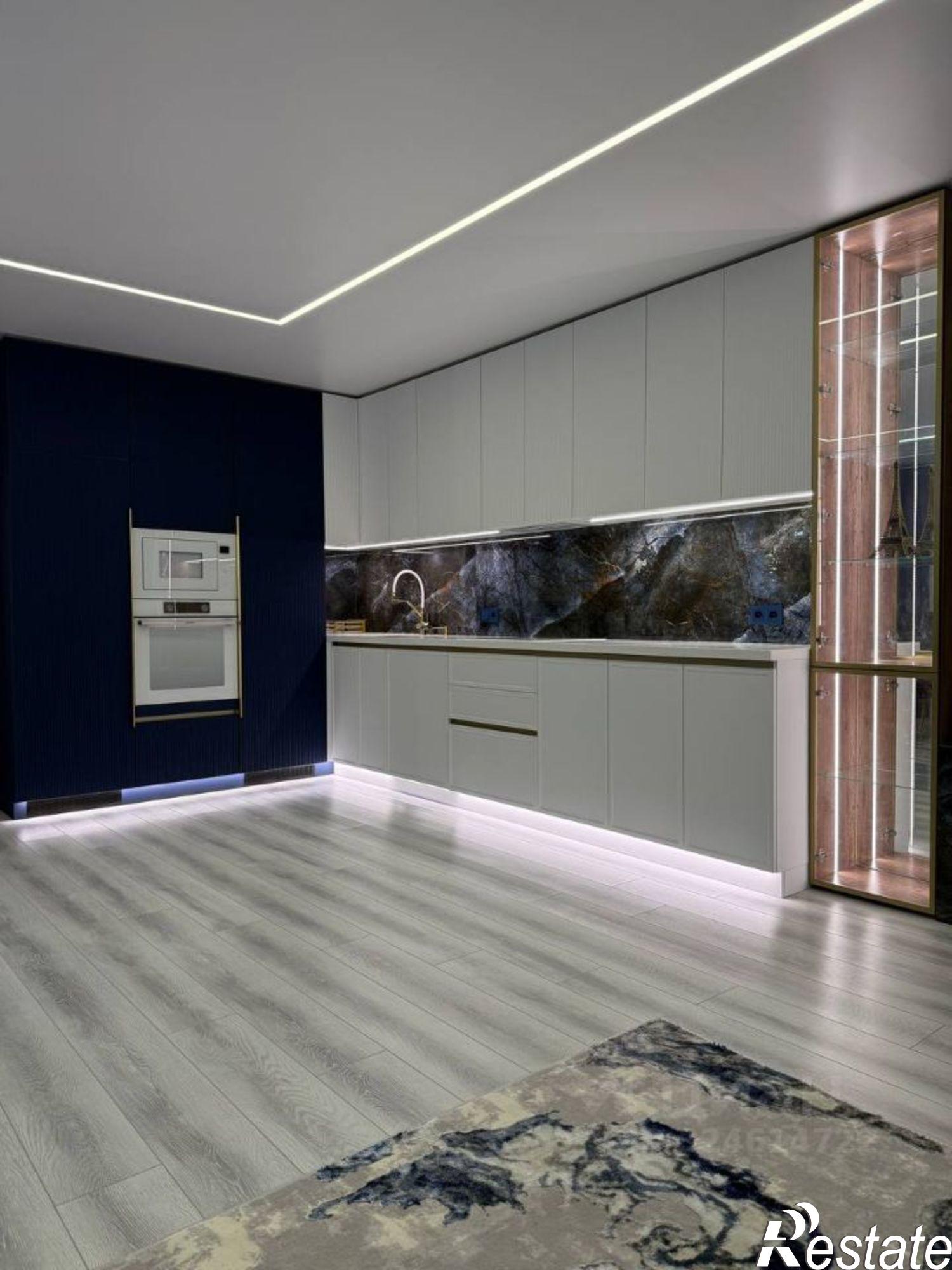 Купить квартиру за 28 990 000 рублей на улица Сакко и Ванцетти, 27/31