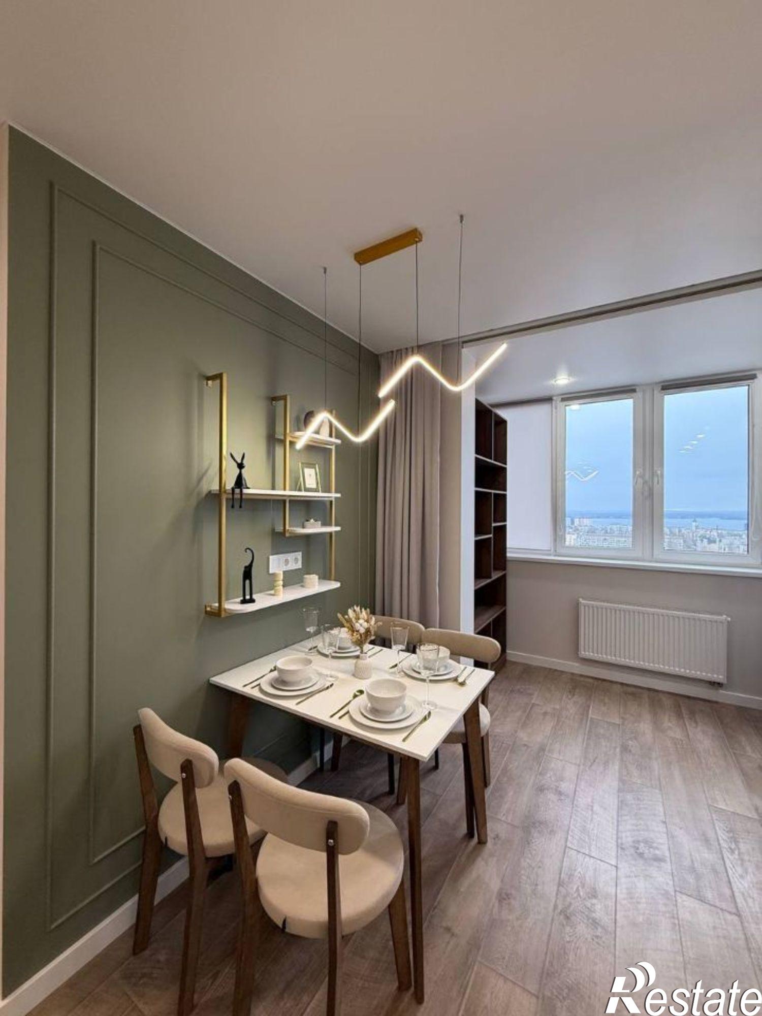 Купить квартиру за 10 990 000 рублей на Новоузенская улица, 89 к2