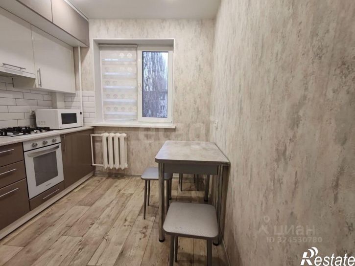 2-комн квартира улица Азина, 37А,  д. 37А