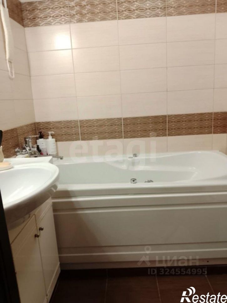 3-комн квартира улица Шехурдина, 8А,  д. 8А