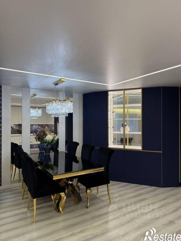 4-комн квартира улица Сакко и Ванцетти, 27/31,  д. 27/31