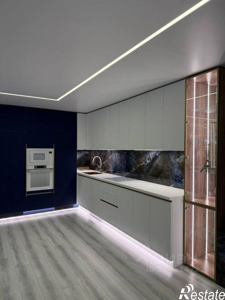 4-комн квартира улица Сакко и Ванцетти, 27/31,  д. 27/31