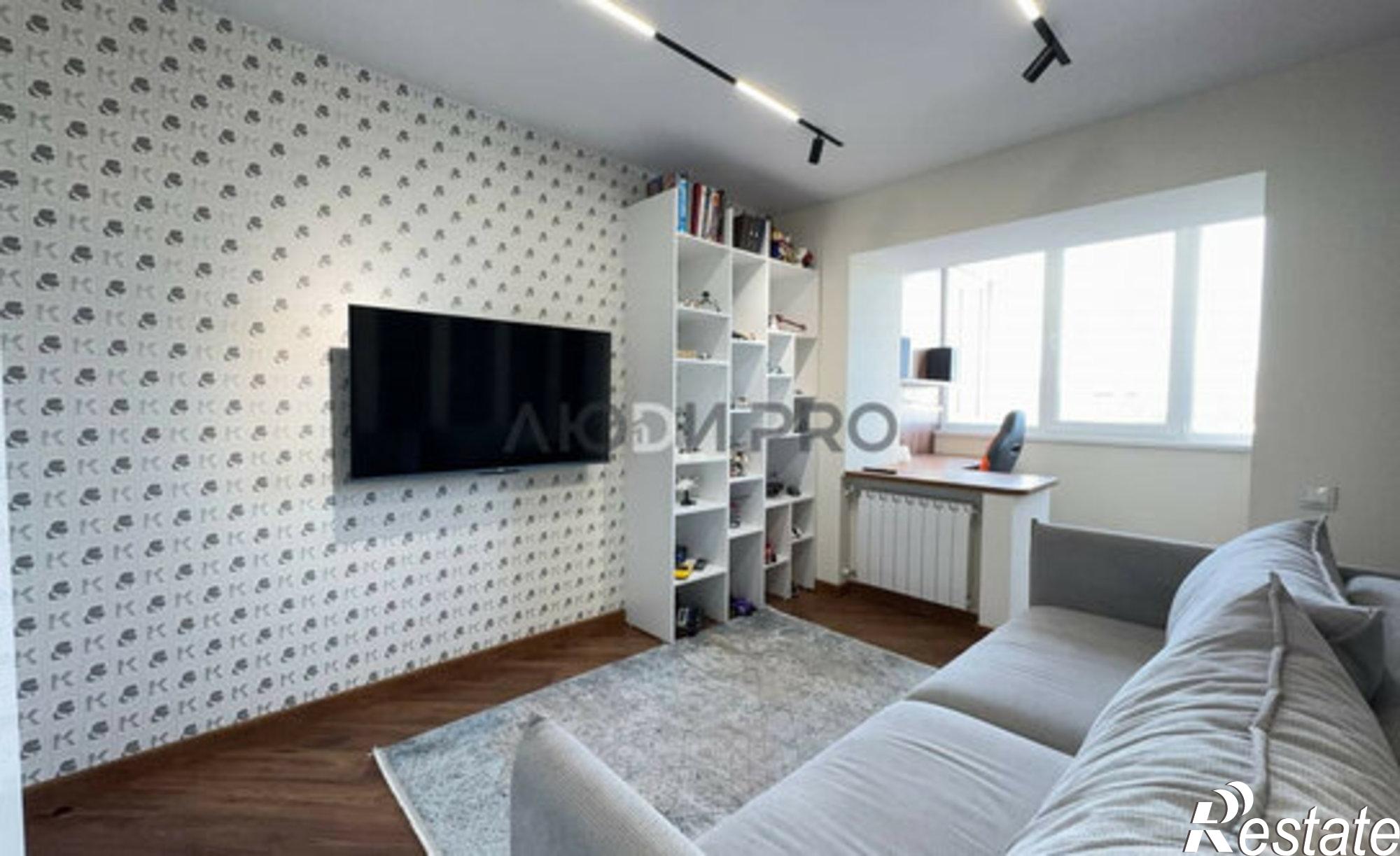 Купить квартиру за 15 000 000 рублей на ул им Чехова А.П., 12/36