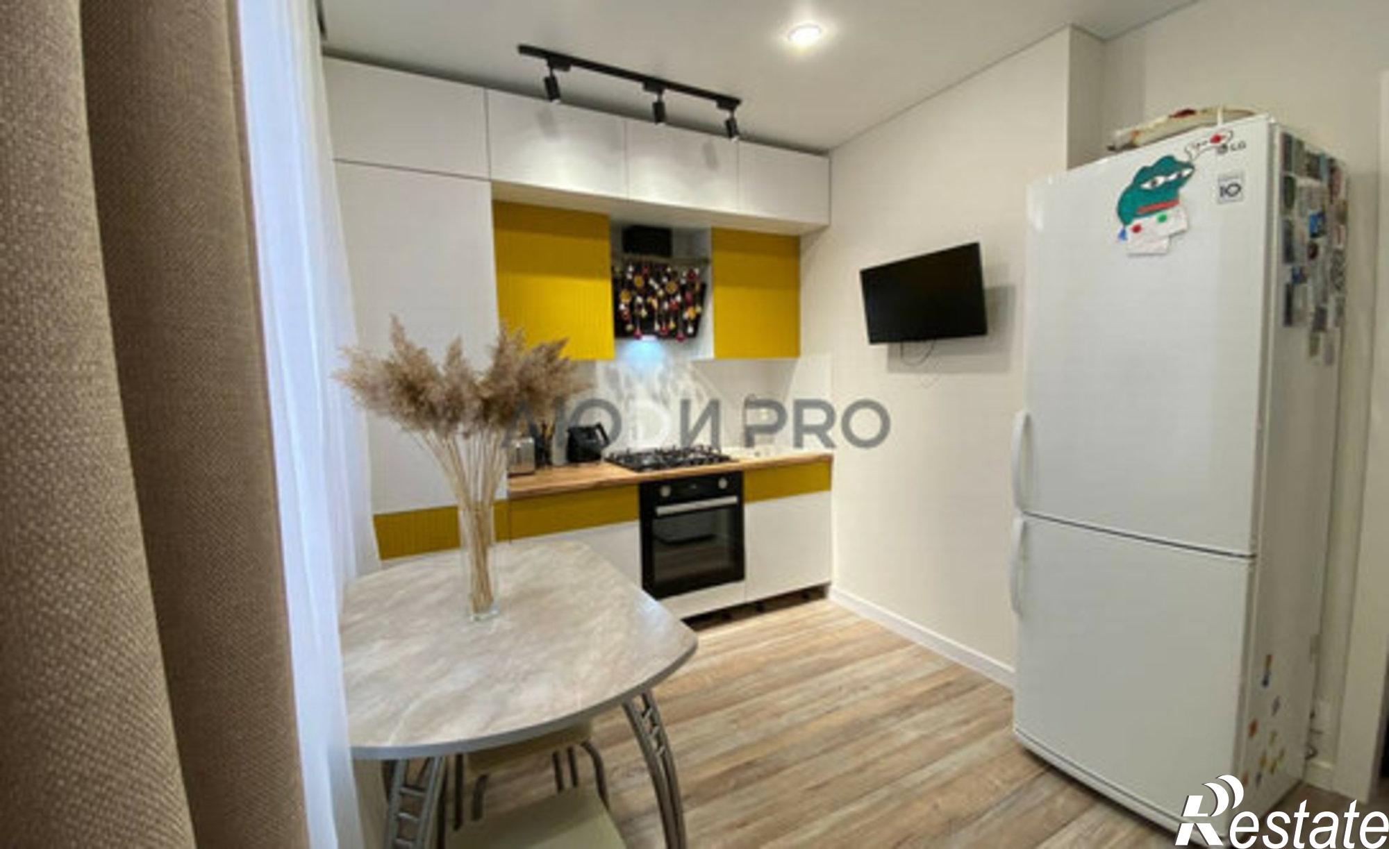 Купить квартиру за 3 890 000 рублей на улица Бардина, 10