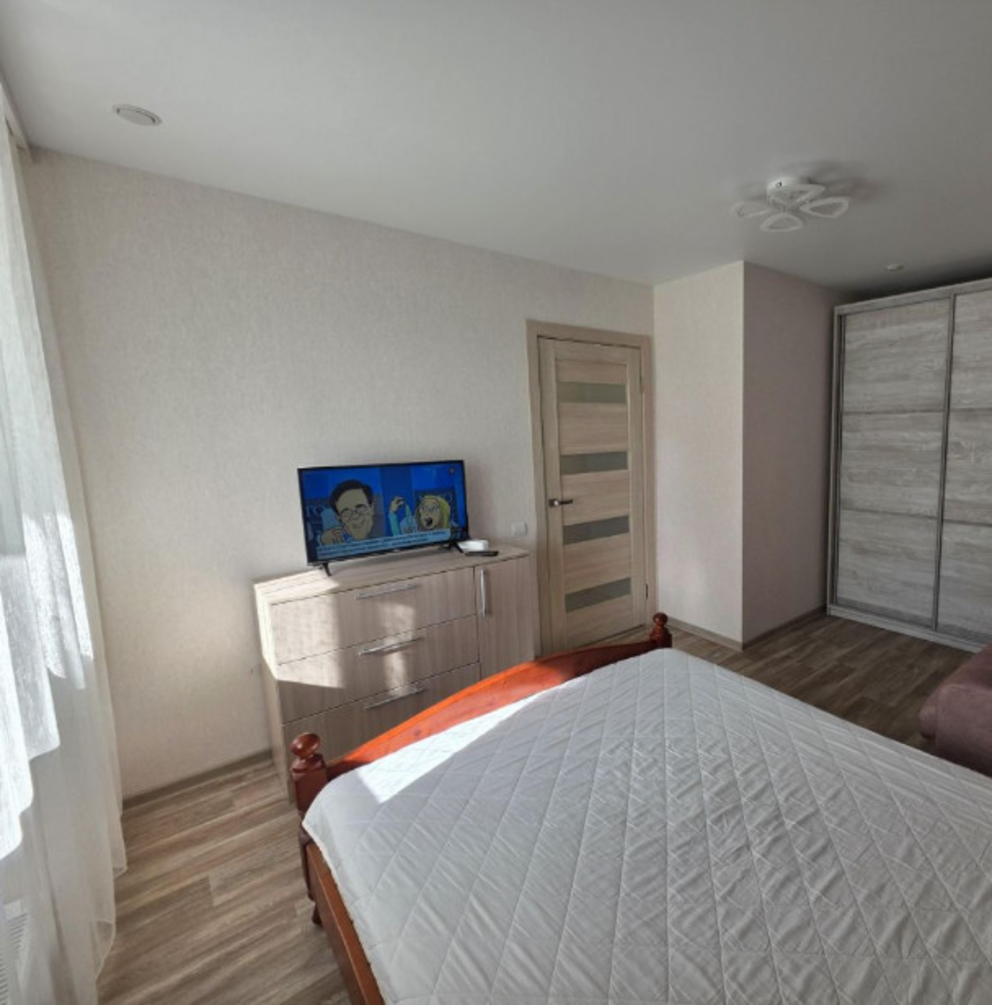 Сдать квартиру за 15 000 рублей на им. Пугачёва Е.И., 72