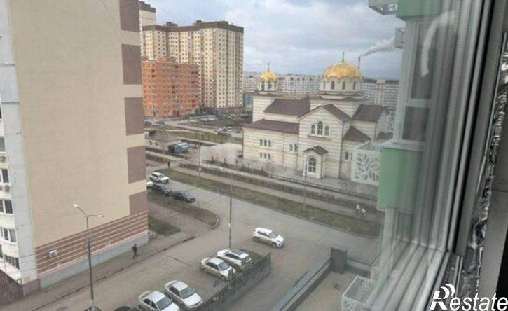 1-комн квартира проспект Героев Отечества, 3,  д. 3