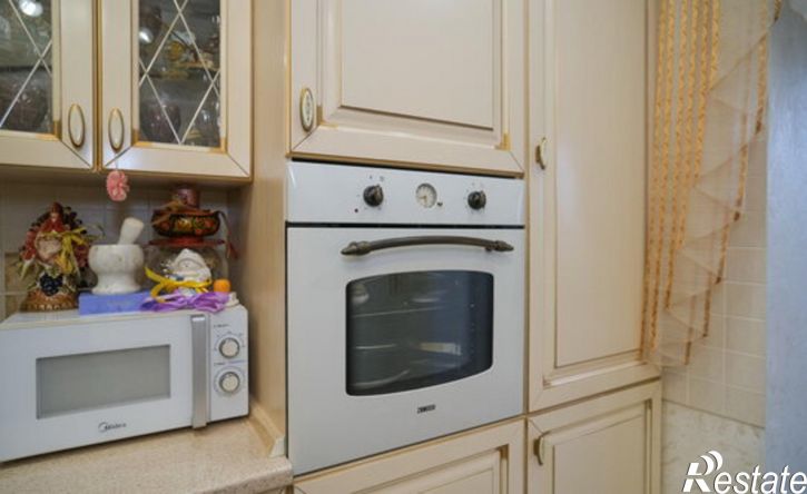 3-комн квартира улица Орджоникидзе, 13/2,  д. 13/2