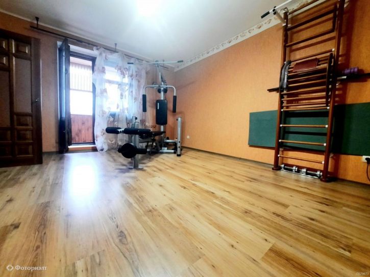 3-комн квартира Братьев Никитиных ул, 6