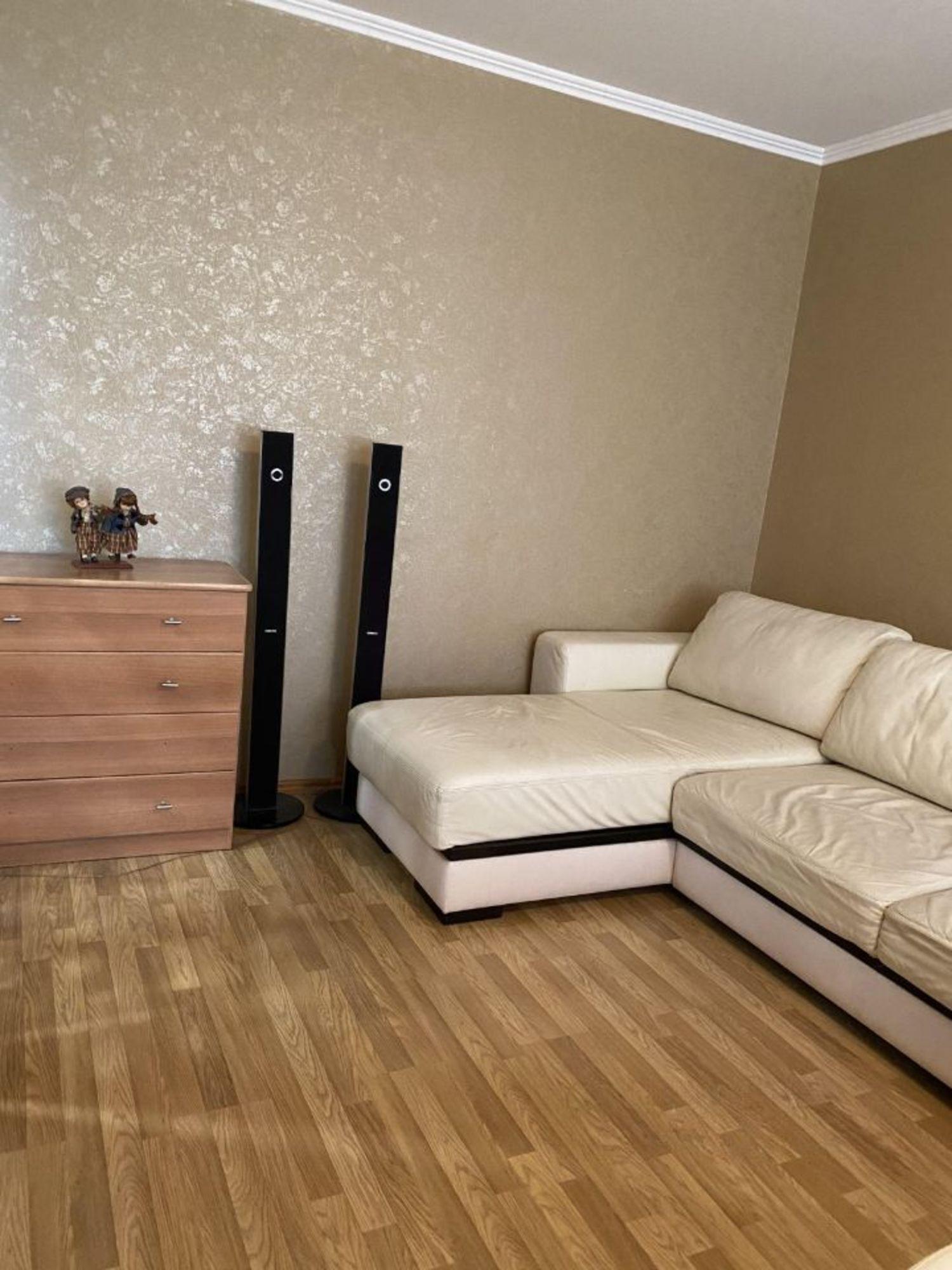 Купить квартиру за 4 300 000 рублей на Луговая ул, 40/60