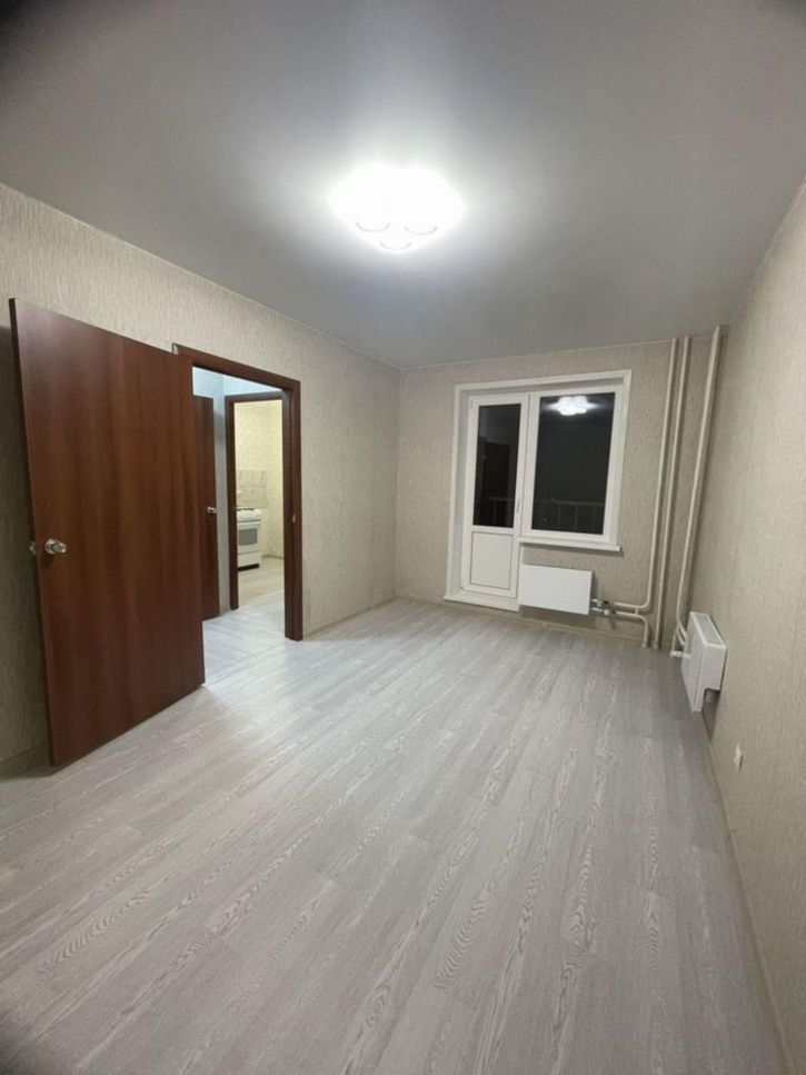 1-комн квартира Брянская ул, 12