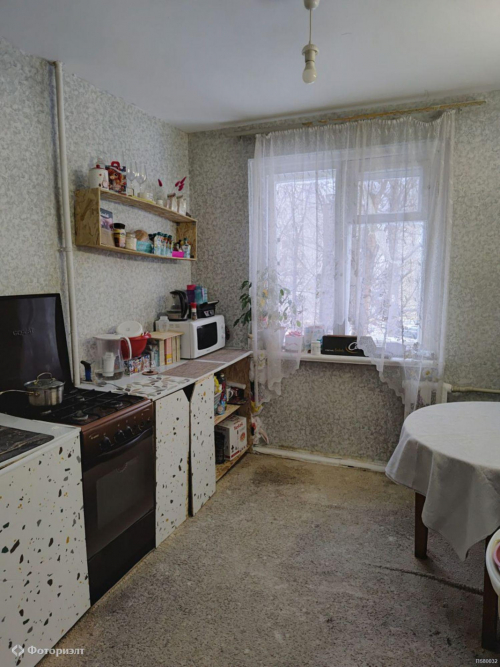Продажа 3-комн квартиры Строителей пр-кт, 6А
