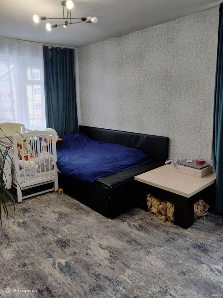 3-комн квартира Строителей пр-кт, 6А