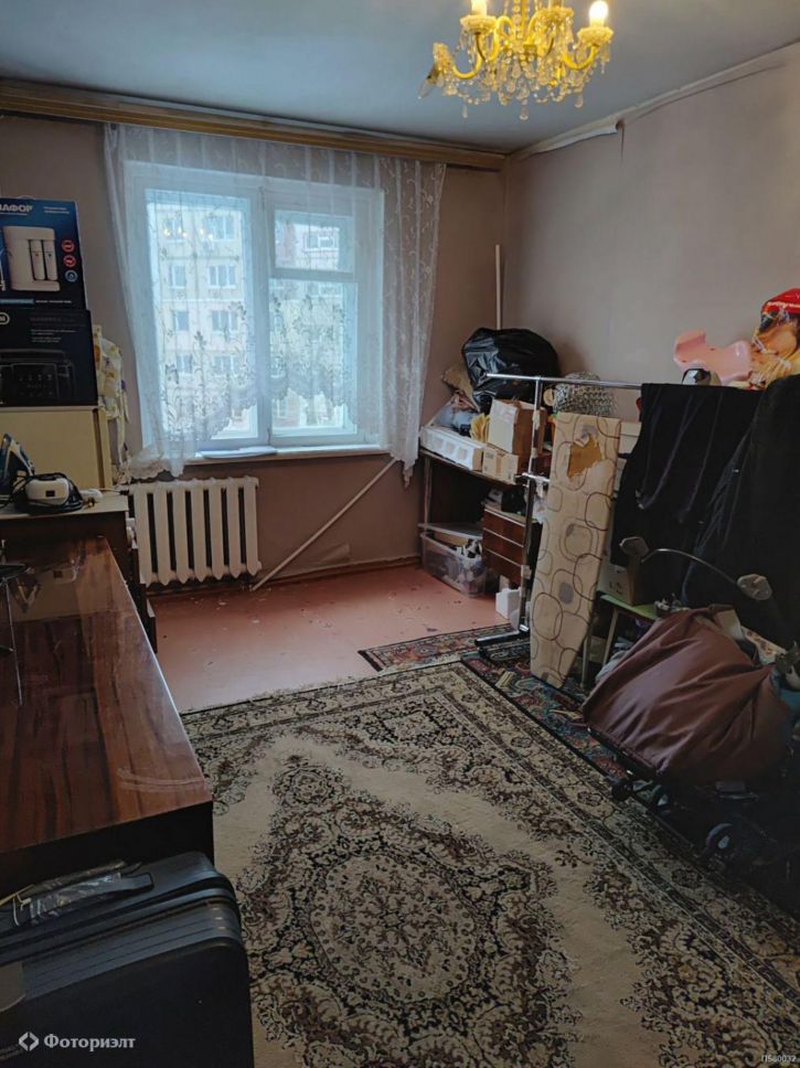 3-комн квартира Строителей пр-кт, 6А