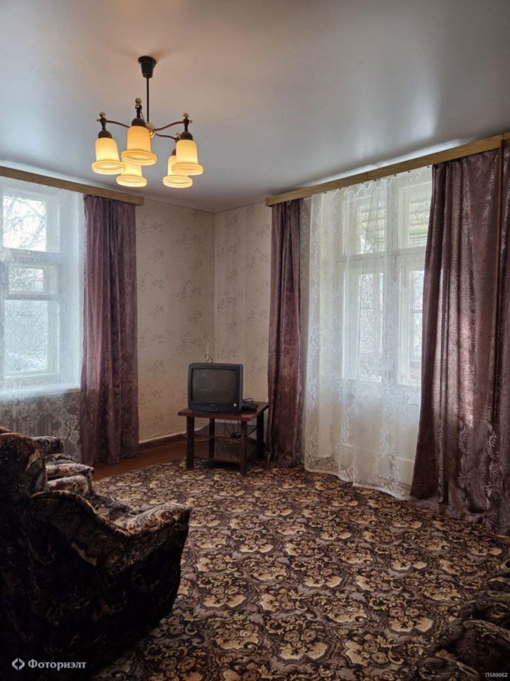 3-комн квартира Спартака ул, 1