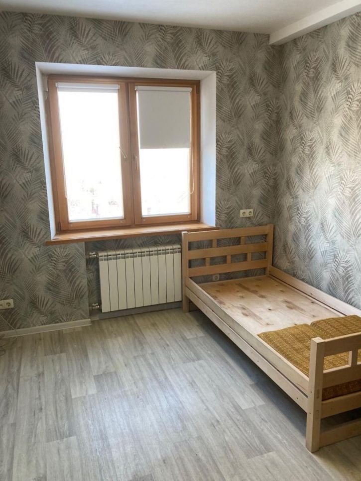 3-комн квартира Гвардейская ул, 16