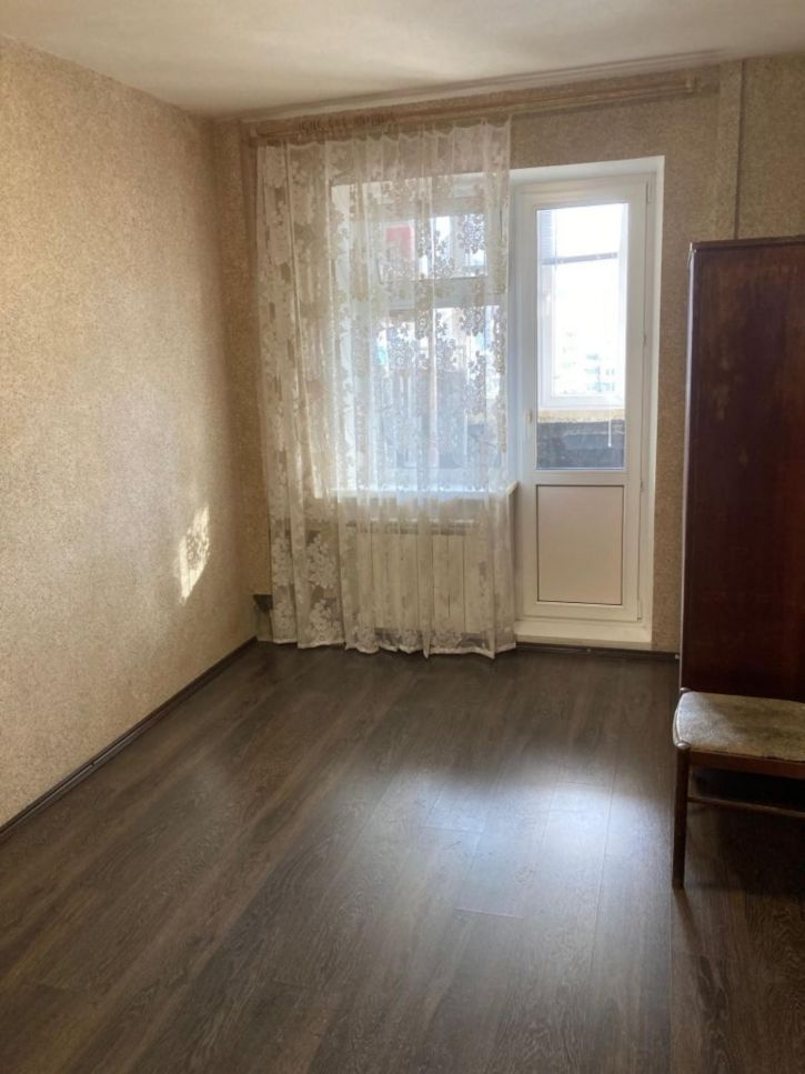 3-комн квартира Гвардейская ул, 16