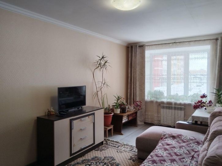 2-комн квартира Оржевского ул, 7