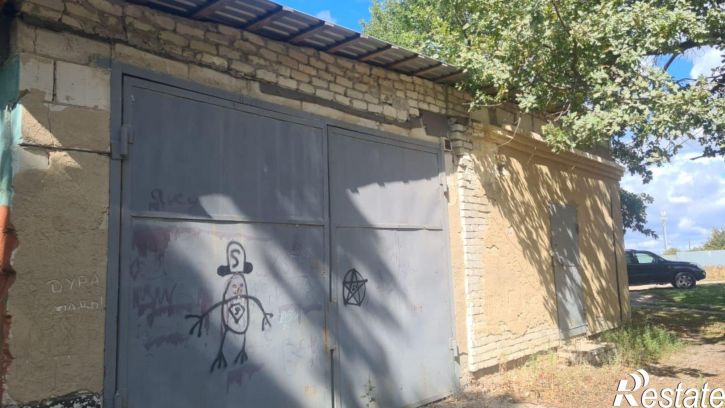 Отдельное здание посёлок Рейник