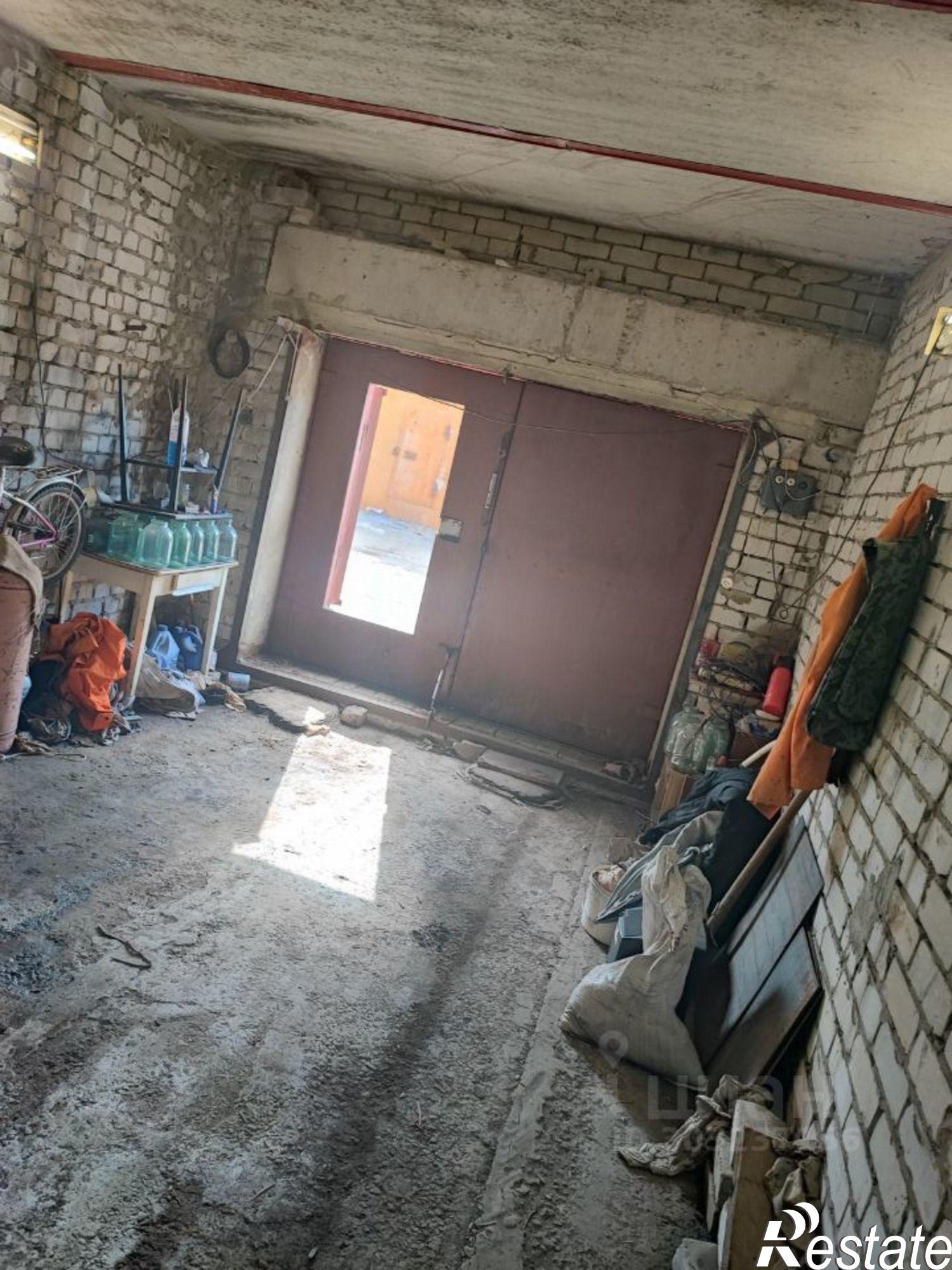 Купить гараж, место в паркинге за 420 000 рублей на ул Прудная, 66