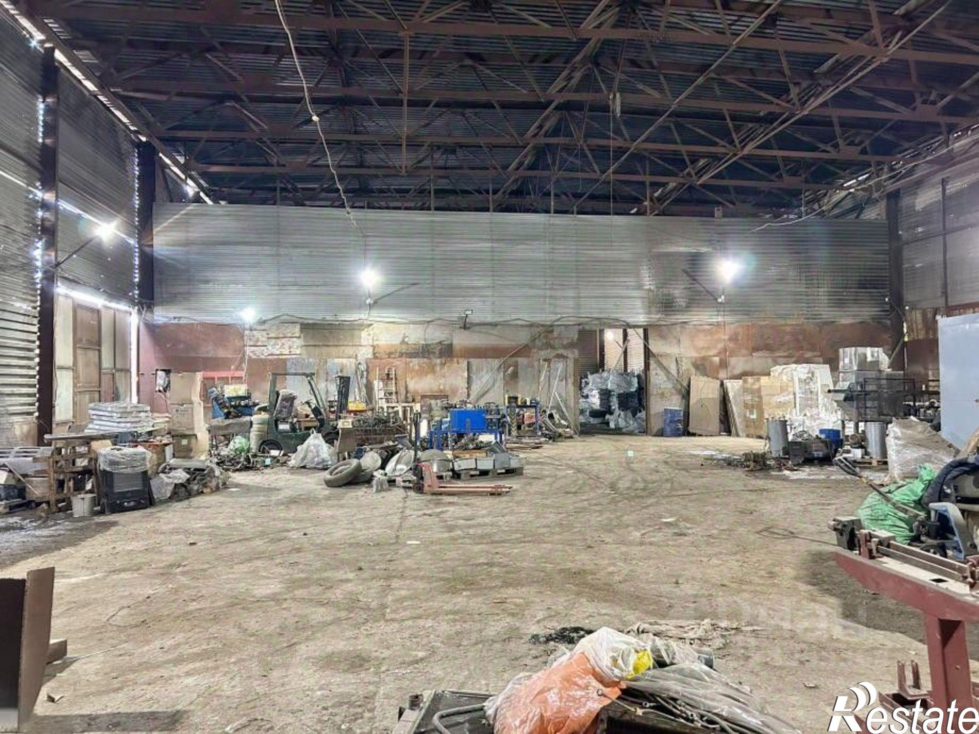 Сдать складское помещение за 93 750 рублей на улица Дос