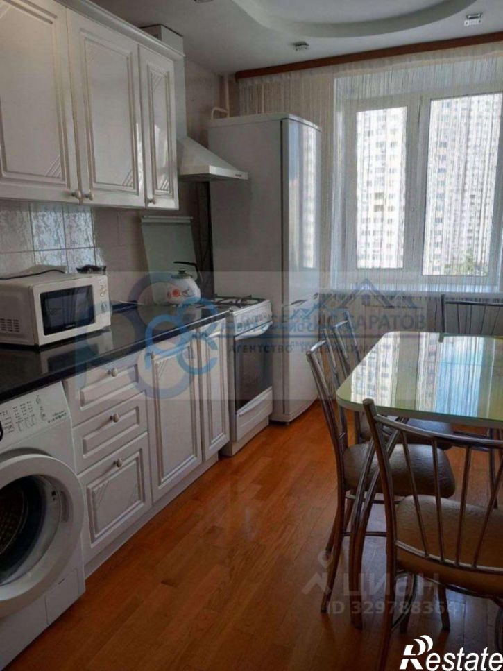 3-комн квартира Новоузенская улица, 180Б,  д. 180Б