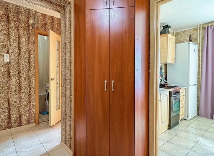 2-комн квартира Барнаульская ул, 32