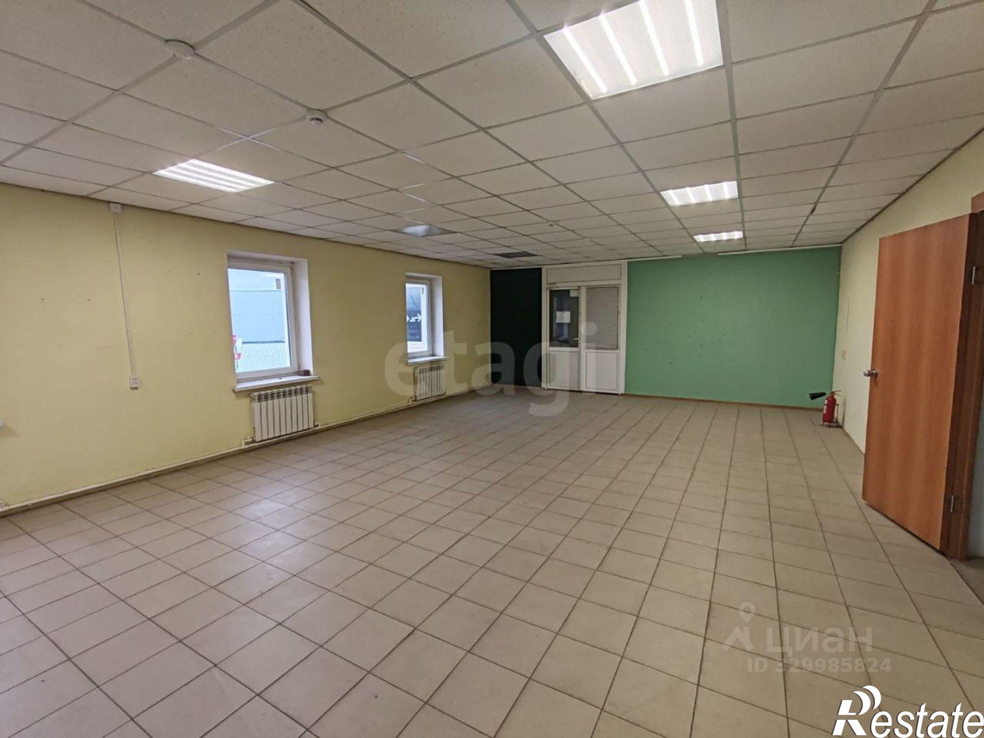 Купить торговое помещение за 47 000 300 рублей на Ивантеевская улица, 2