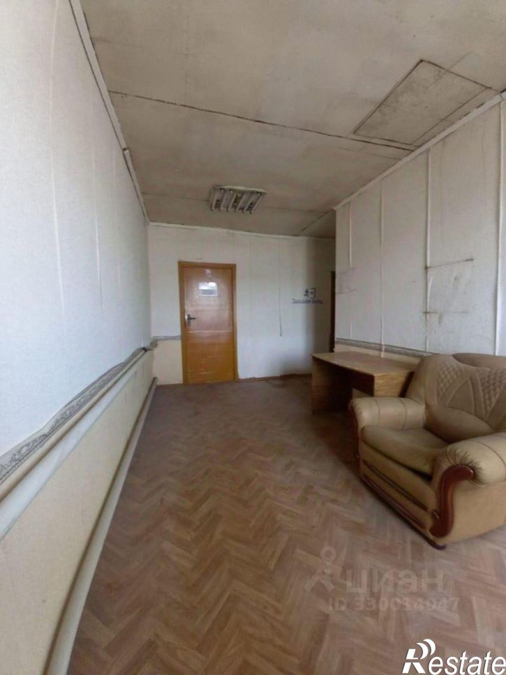 Склад Универсальная улица, 38,  д. 38