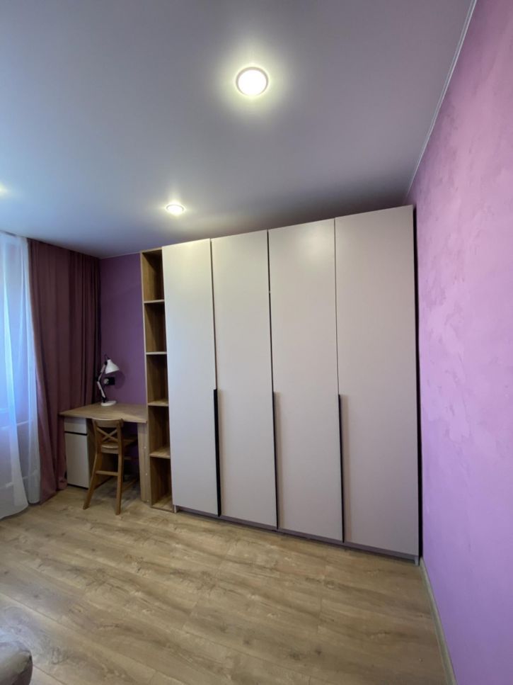 4-комн квартира 1 Прокатная, 19