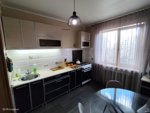 Продажа 3-комн квартиры Бардина И.П. ул, 6